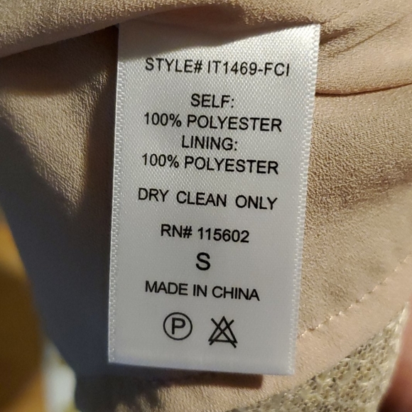 NWT All In Favor Brand Cowl Neck Top - Picture 7 of 7